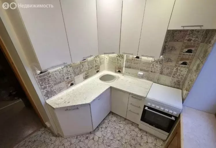 3-комнатная квартира: Тюмень, микрорайон Тарманы, Игримская улица, 16 ... - Фото 0