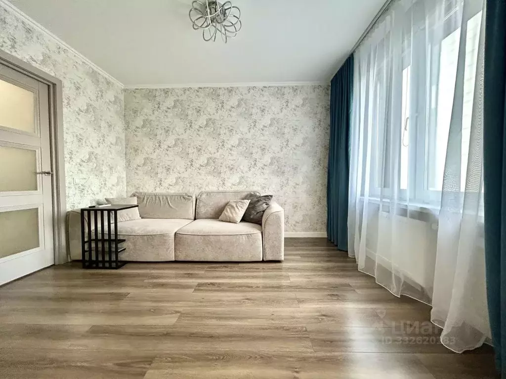 2-к кв. Татарстан, Казань ул. Александра Курынова, 10к2 (47.4 м) - Фото 2