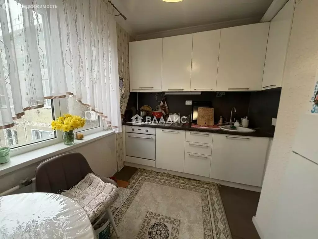 3-комнатная квартира: Белгород, Гостенская улица, 1 (58.6 м) - Фото 1