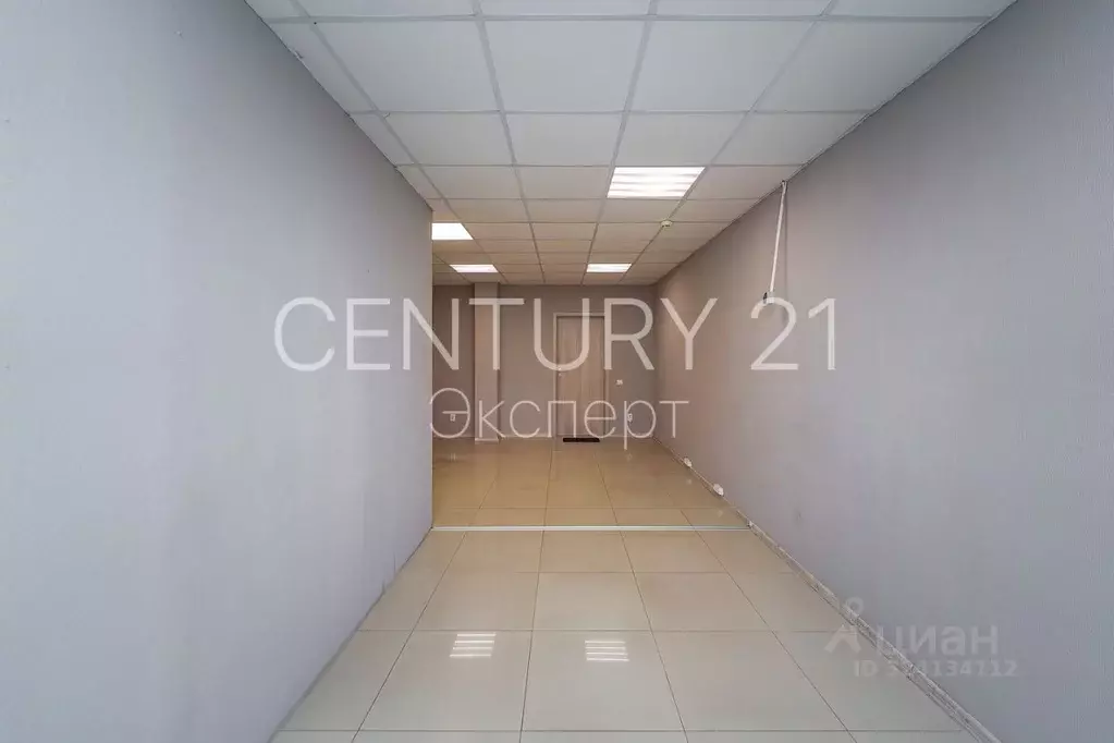 Офис в Калининградская область, Калининград ул. Дзержинского, 57Б (33 ... - Фото 1