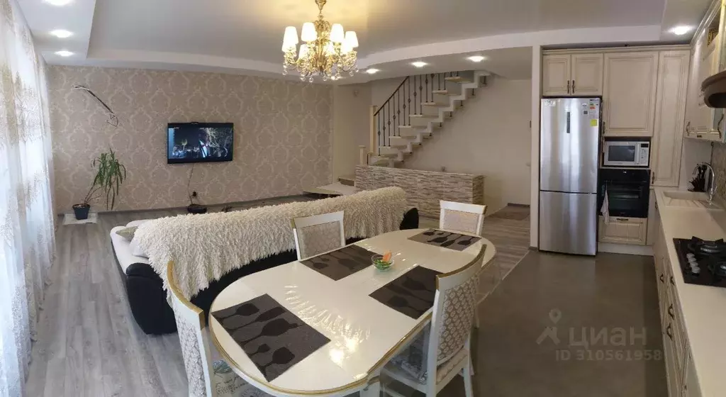 Таунхаус в Коми, Сыктывкар Тентюковская ул., 267 (210 м) - Фото 1