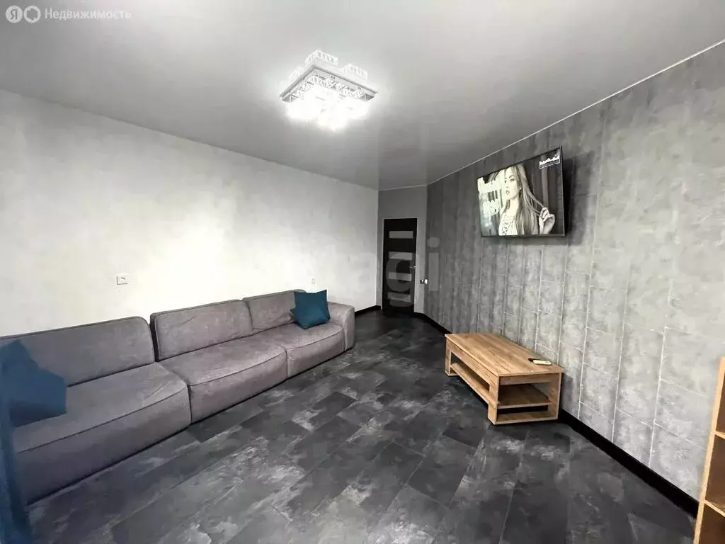 2-комнатная квартира: Анапа, улица Крылова, 23к2 (82 м) - Фото 1