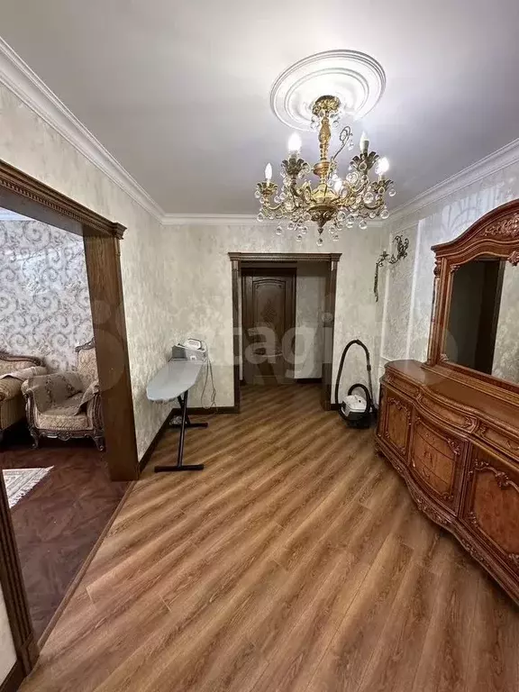 4-к. квартира, 100 м, 1/10 эт. - Фото 1