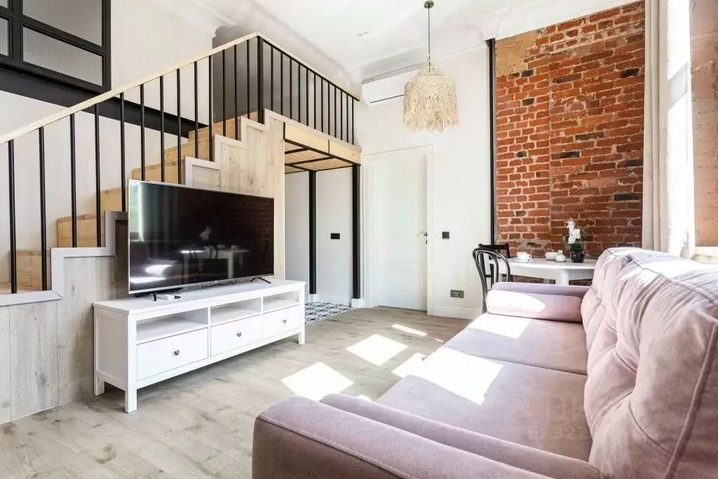 2-к кв. Калининградская область, Калининград просп. Мира, 44 (55.0 м) - Фото 2