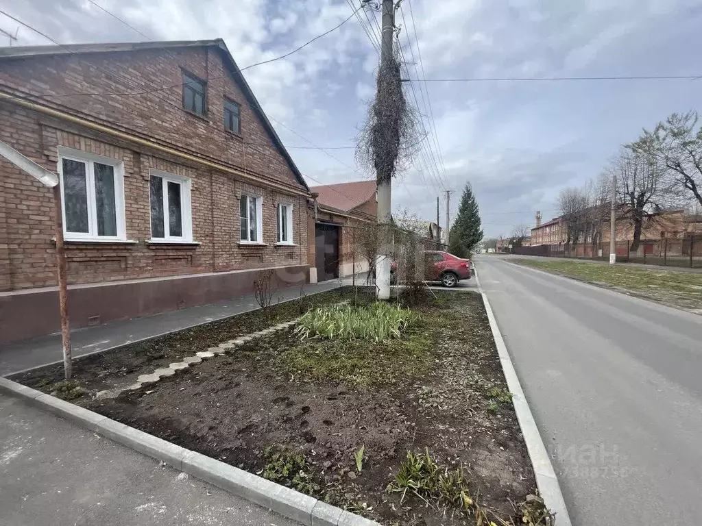 Дом в Северная Осетия, Владикавказ ул. Калоева, 339 (89 м) - Фото 2