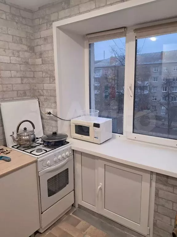 3-к. квартира, 49 м, 5/5 эт. - Фото 1