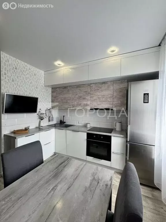 2-комнатная квартира: Барнаул, улица Антона Петрова, 239 (51 м) - Фото 0