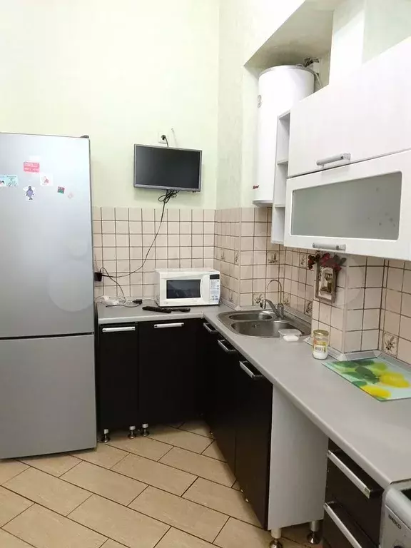 1-к. квартира, 32 м, 1/3 эт. - Фото 0