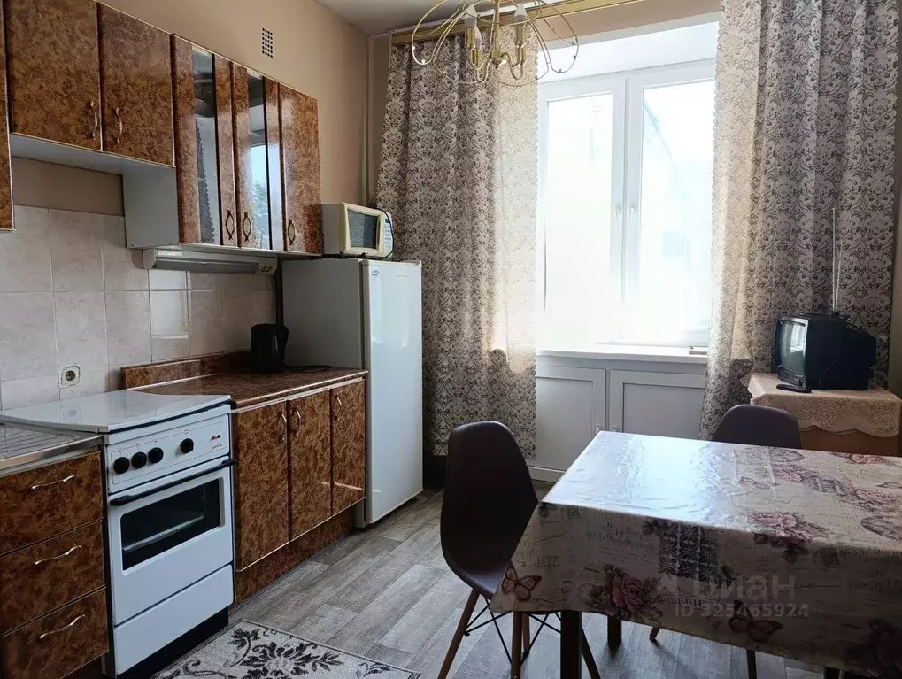 1-к кв. Кемеровская область, Новокузнецк ул. Ленина, 38 (42.1 м) - Фото 1