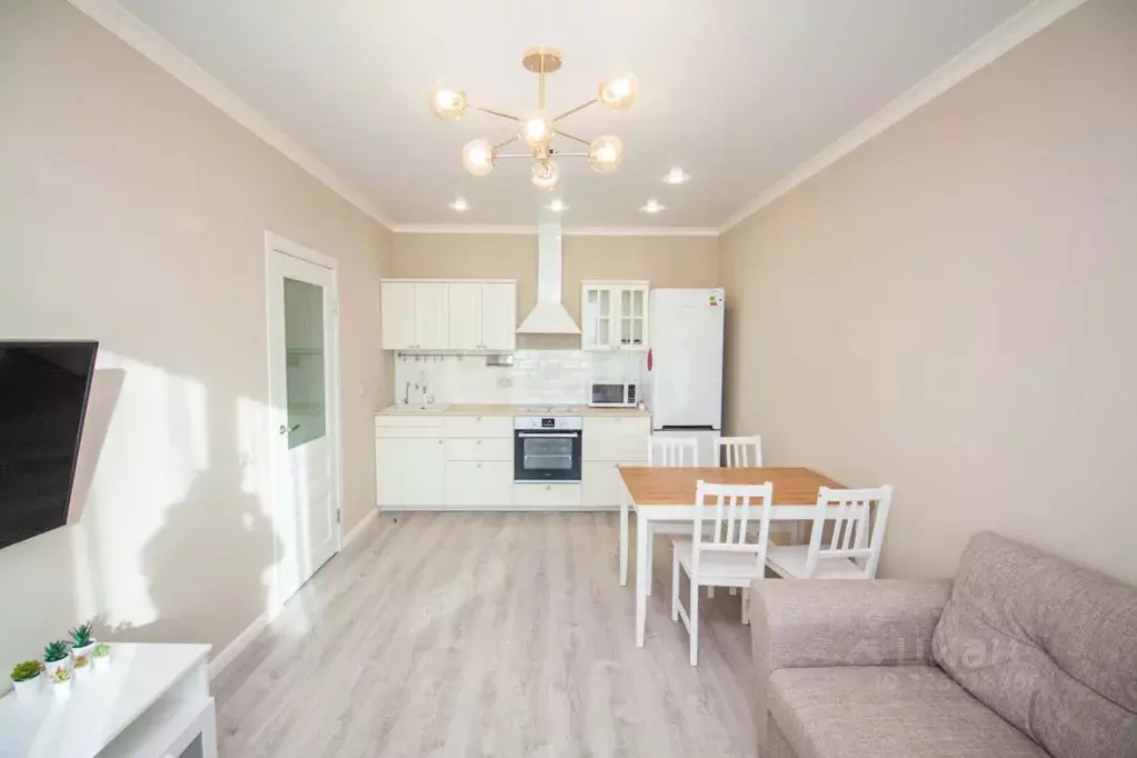 2-к кв. Сахалинская область, Южно-Сахалинск ул. имени Космонавта ... - Фото 2