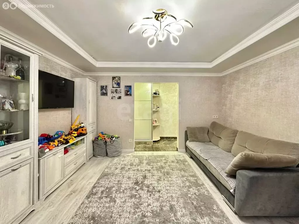 3-комнатная квартира: Симферополь, Ракетная улица, 34 (66.7 м) - Фото 1