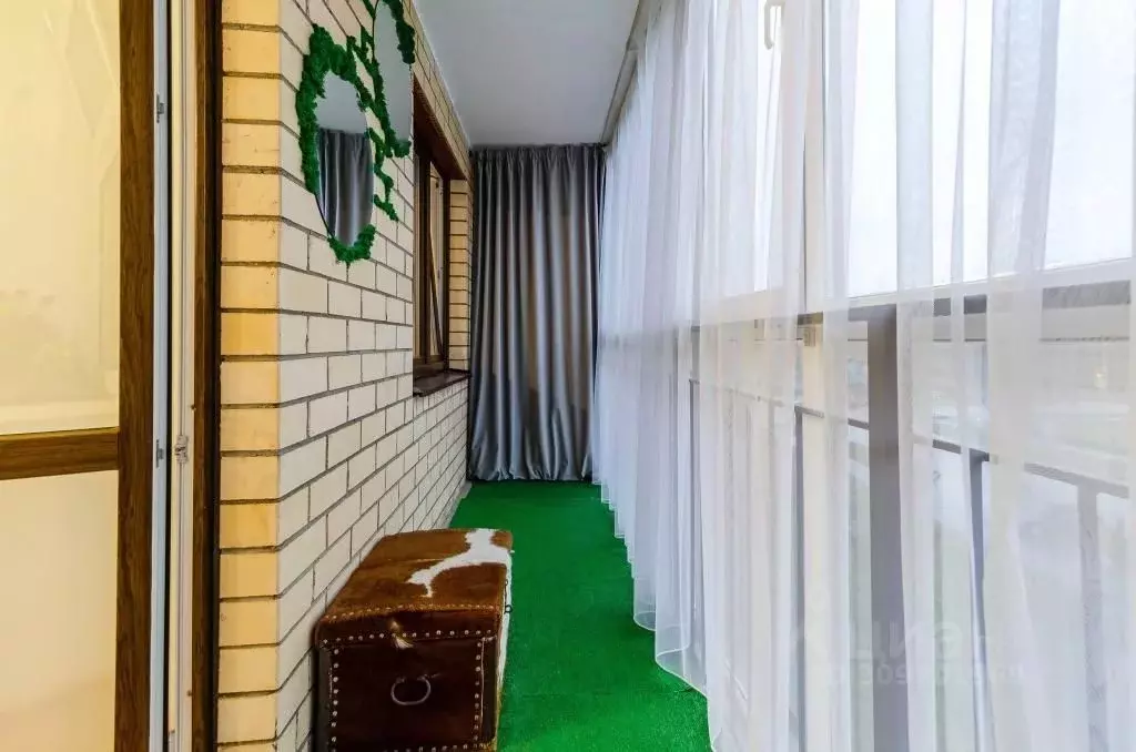 1-к кв. Псковская область, Псков Народная ул., 1 (45.0 м) - Фото 2