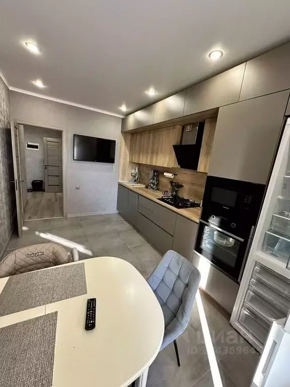 1-к кв. Белгородская область, Белгород ул. Архиерейская, 5а (52.4 м) - Фото 0