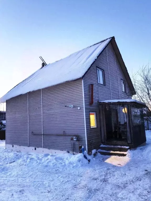 Дом в Ленинградская область, Гатчина ул. Ополченцев-Балтийцев, 34А ... - Фото 0