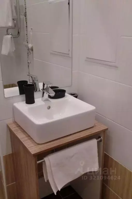 Комната Кировская область, Кирово-Чепецк ул. Энгельса, 12 (10.0 м) - Фото 2