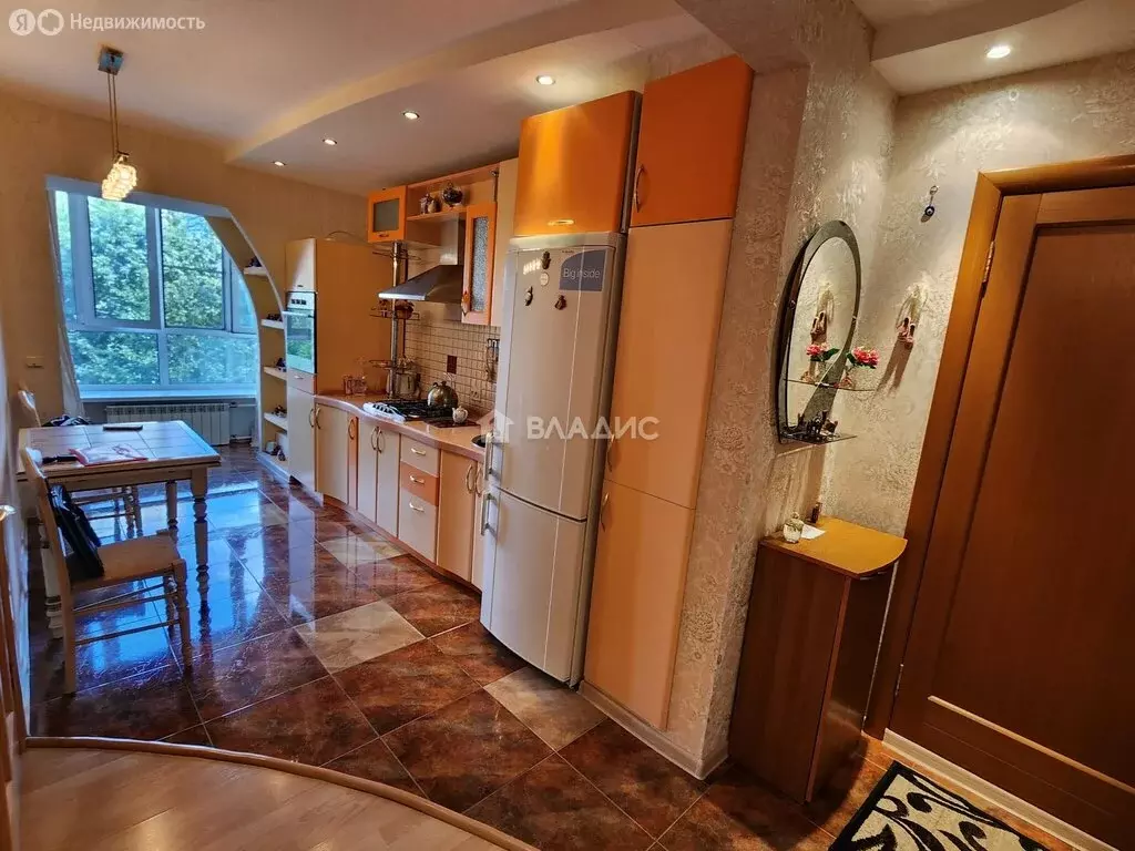 2-комнатная квартира: Нижний Новгород, Таганская улица, 8к2 (60.1 м) - Фото 0