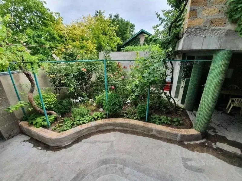 Дом в Крым, Евпатория ул. Токарева (200 м) - Фото 1