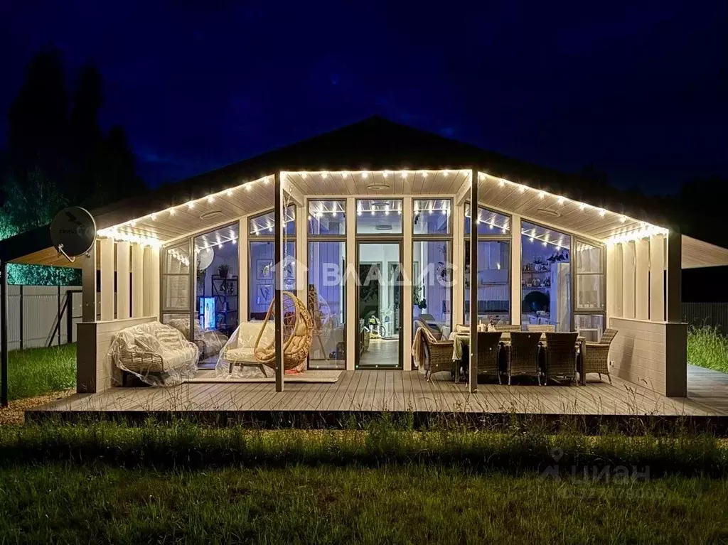 Дом в Калужская область, Перемышльский муниципальный округ, Ильинское ... - Фото 1