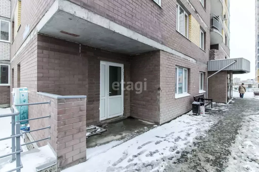 Помещение свободного назначения в Тюменская область, Тюмень ул. ... - Фото 1