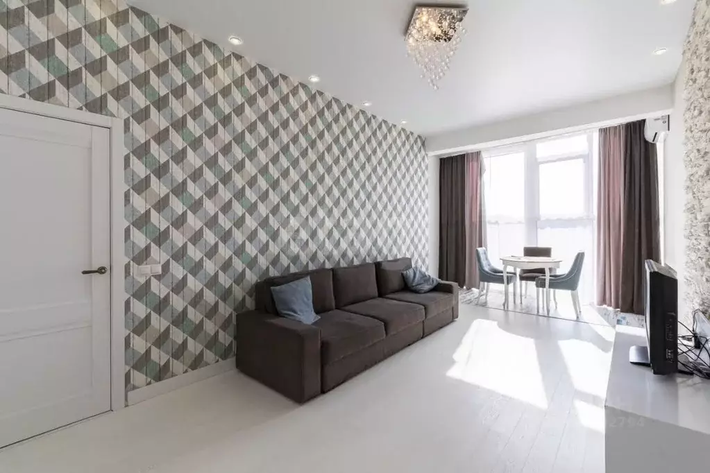 1-к кв. Тюменская область, Тюмень ул. Достоевского, 7 (50.0 м) - Фото 1