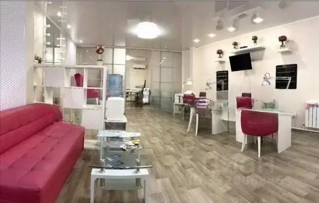 Помещение свободного назначения в Татарстан, Казань ул. Баки Урманче, ... - Фото 1