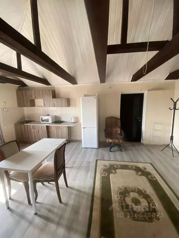 Студия Москва д. Десна, ул. Административная, 12 (88.0 м) - Фото 1