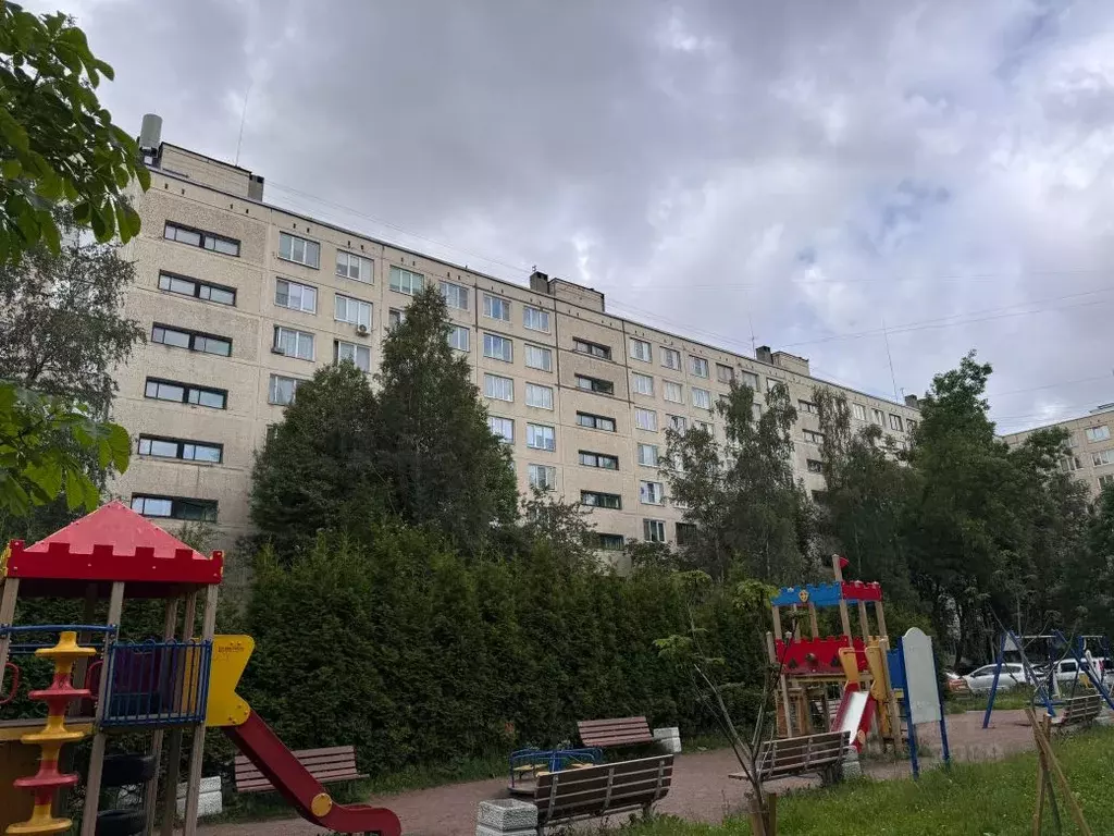 3-к кв. Санкт-Петербург, Санкт-Петербург, Колпино бул. Трудящихся, 2 ... - Фото 0