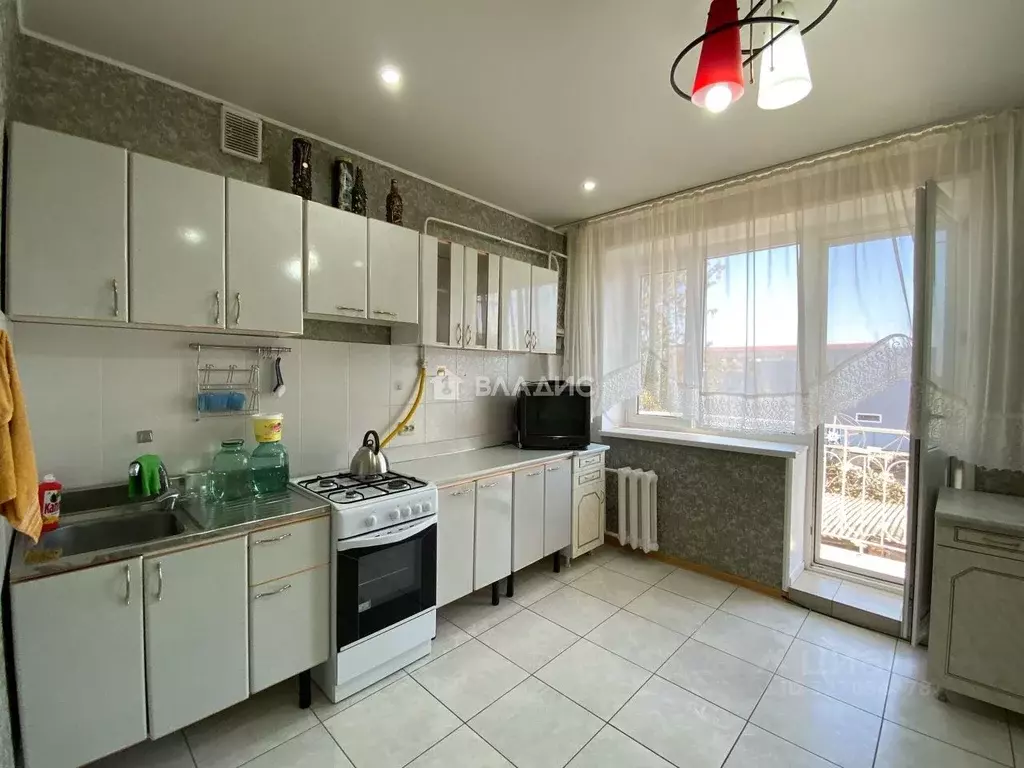 2-к кв. Краснодарский край, Ейск ул. Седина, 53/5 (70.9 м) - Фото 1