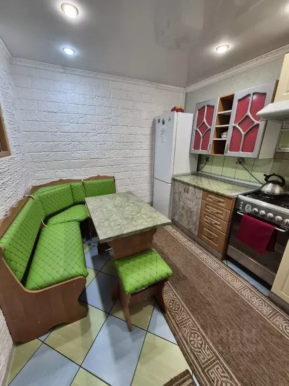 2-к кв. Крым, Феодосия ул. Куйбышева, 17В (60.0 м) - Фото 1