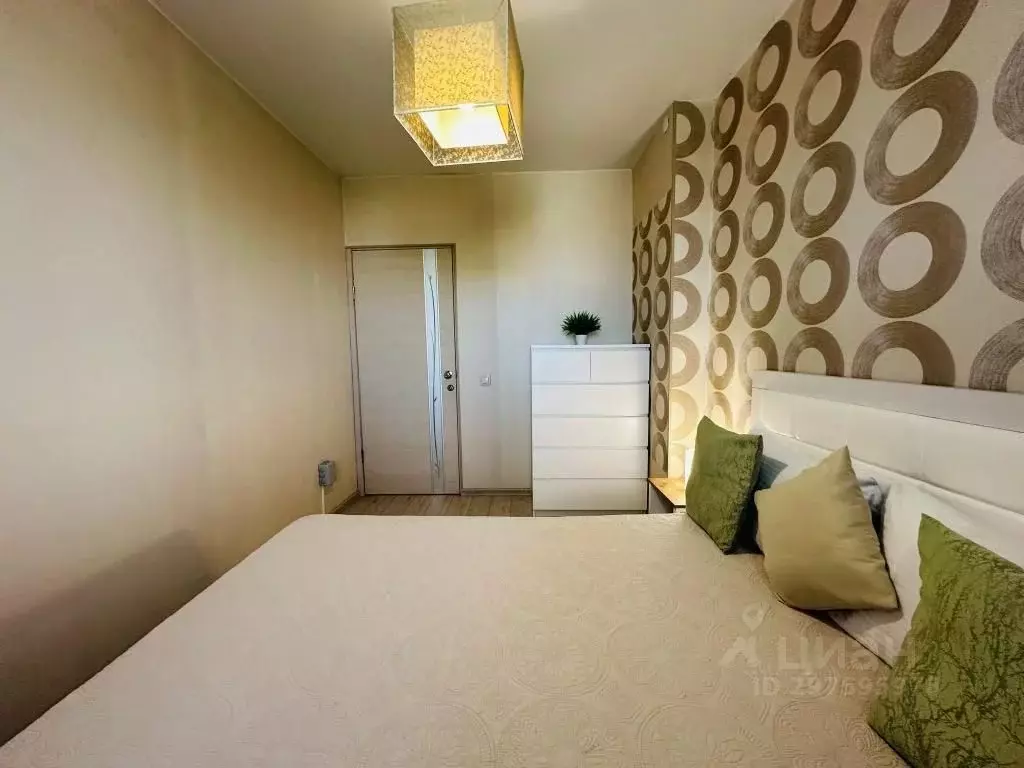 1-к кв. Иркутская область, Иркутск ул. Красноказачья, 21 (80.0 м) - Фото 1