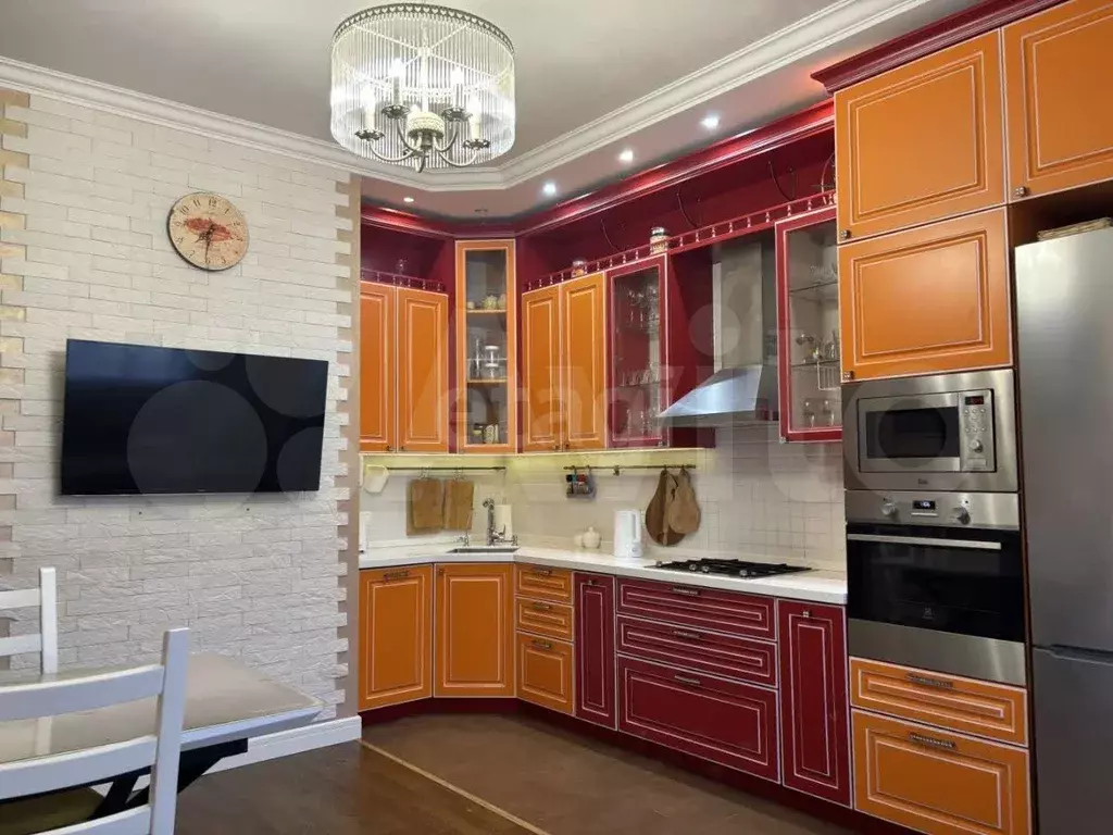 3-к. квартира, 100 м, 3/4 эт. - Фото 1