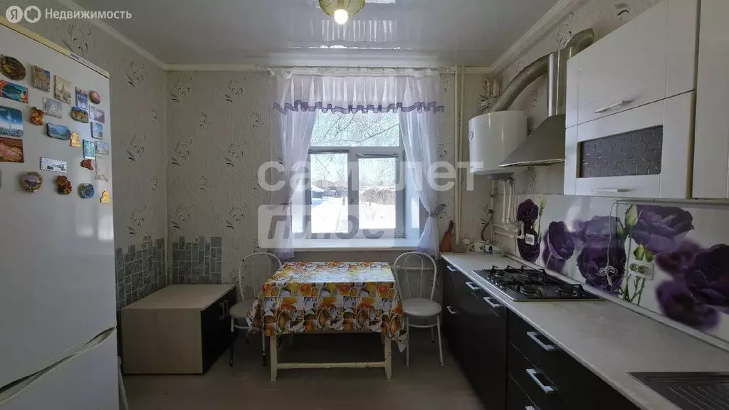 3-комнатная квартира: Ишим, улица Красина, 22 (71.4 м) - Фото 2