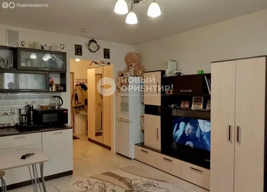 Квартира-студия: Екатеринбург, Латвийская улица, 56 (22.5 м) - Фото 1