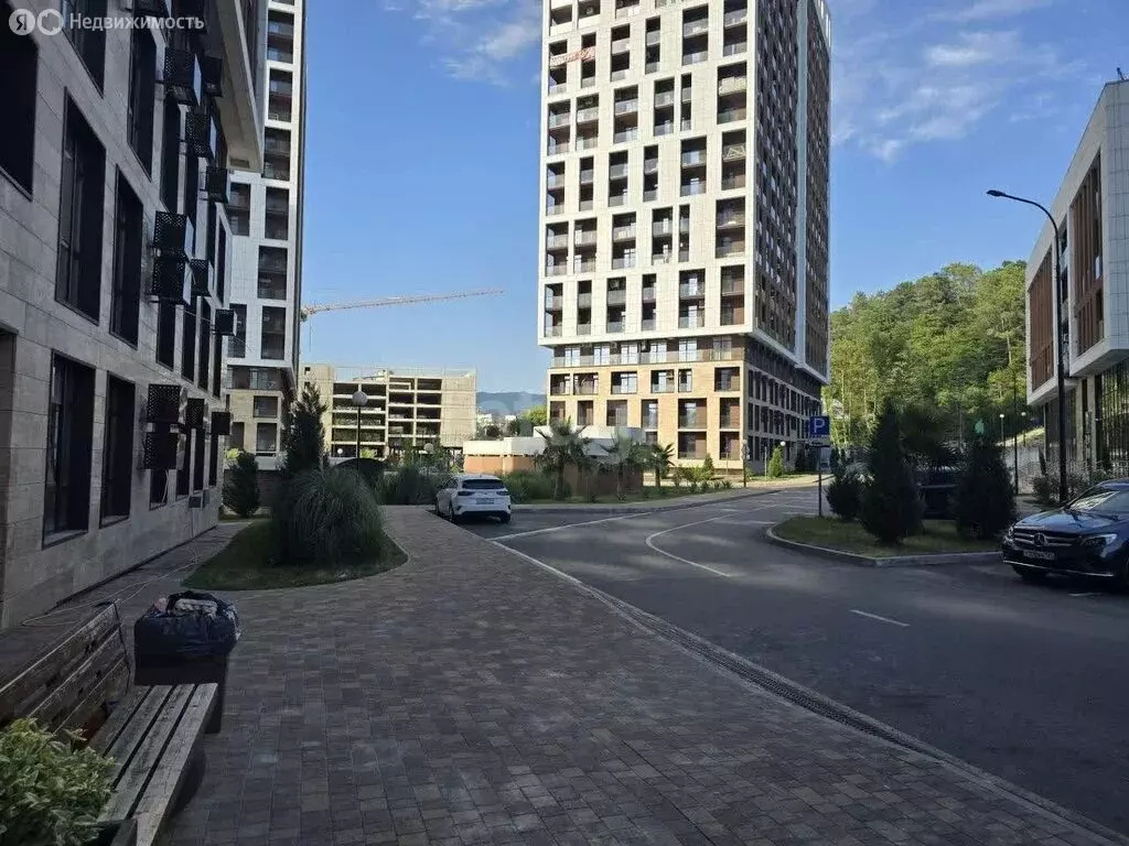 3-комнатная квартира: посёлок городского типа Дагомыс, Батумское ... - Фото 1
