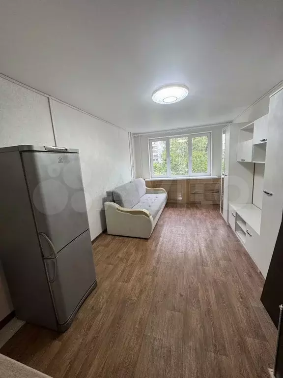 Комната 18 м в 4-к., 1/5 эт. - Фото 0