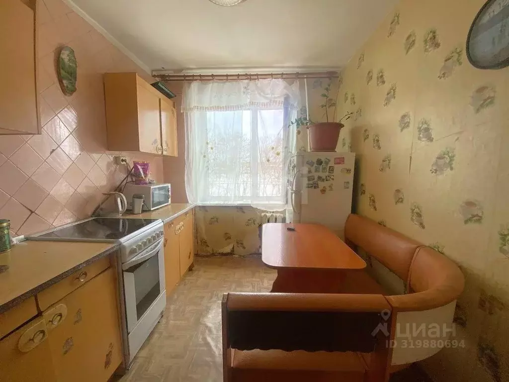4-к кв. Камчатский край, Петропавловск-Камчатский ул. Карбышева, 16 ... - Фото 0