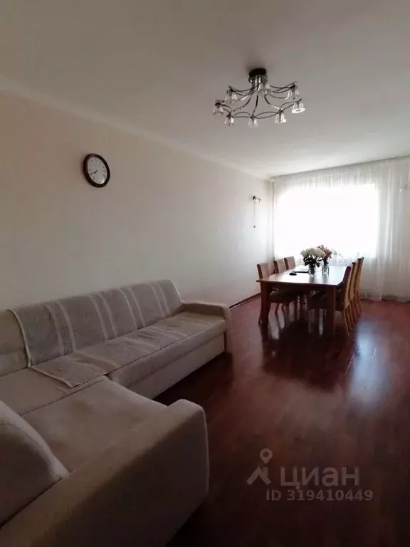 3-к кв. Саха (Якутия), Якутск ул. Жорницкого, 7/10 (85.0 м) - Фото 0