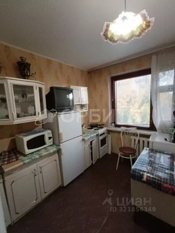 1-к кв. Тюменская область, Тюмень Камчатская ул., 1 (30.0 м) - Фото 0