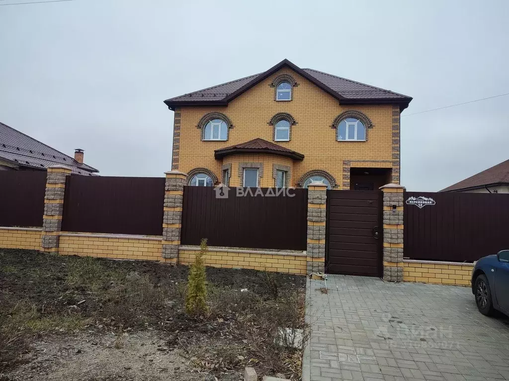 Дом в Белгородская область, Белгородский район, Дубовское с/пос, пос. ... - Фото 1