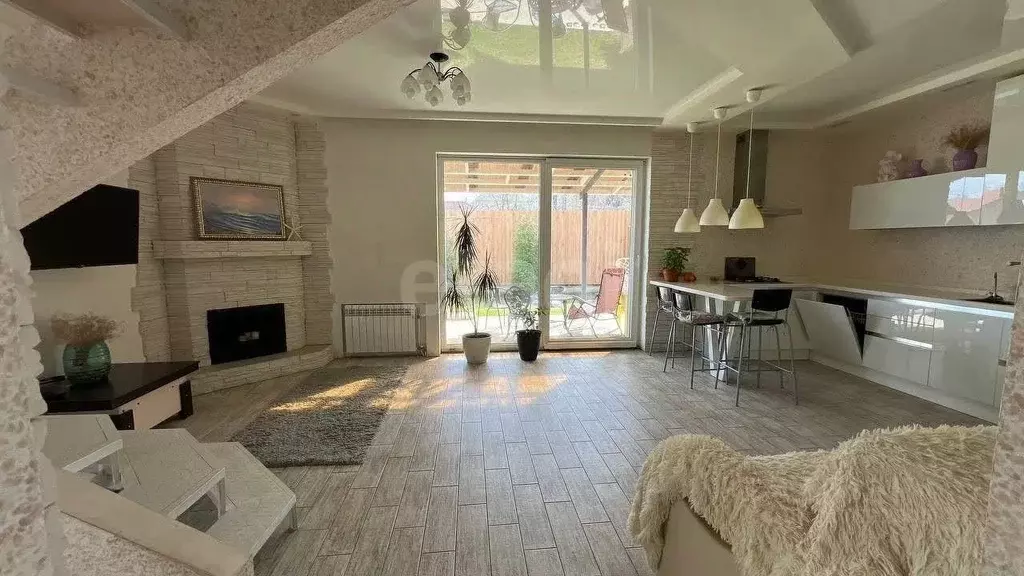 Дом в Саратовская область, Саратов проезд 4-й Долинный, 11 (74 м) - Фото 0