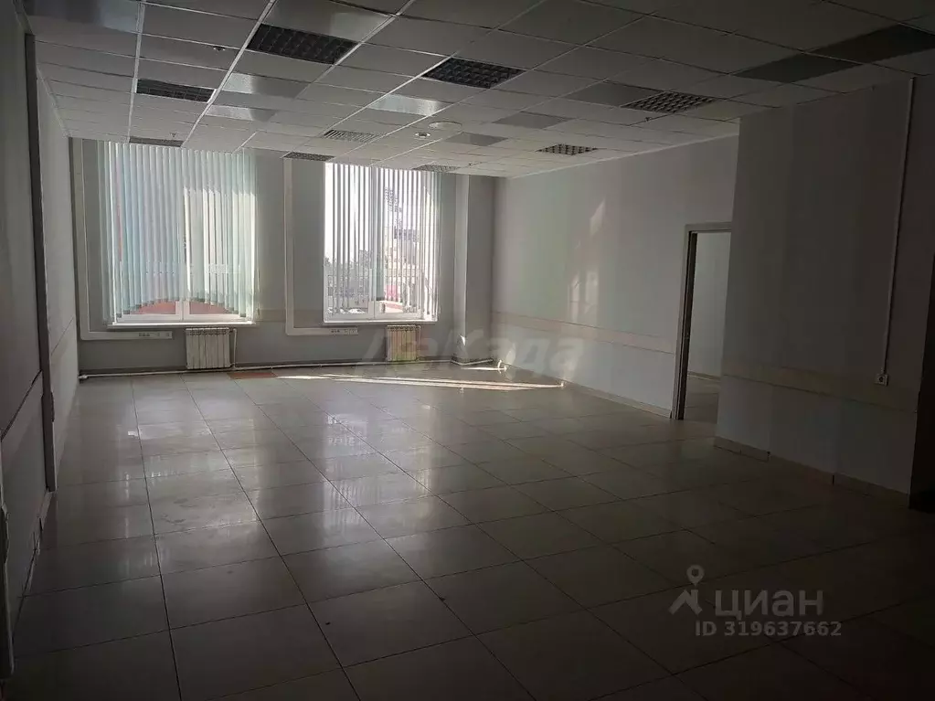 Помещение свободного назначения в Ульяновская область, Ульяновск ул. ... - Фото 0