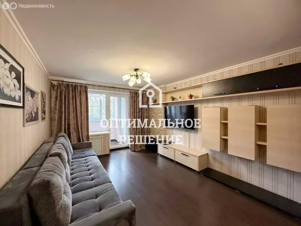 3-комнатная квартира: Чебоксары, Эгерский бульвар, 59 (61 м) - Фото 1