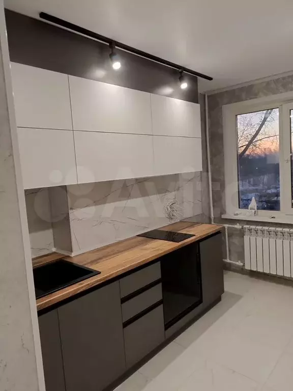 2-к. квартира, 50 м, 6/9 эт. - Фото 0