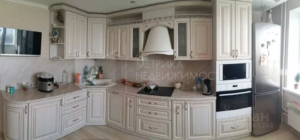 3-к кв. Тюменская область, Тюмень Кремлевская ул., 85к1 (90.0 м) - Фото 0
