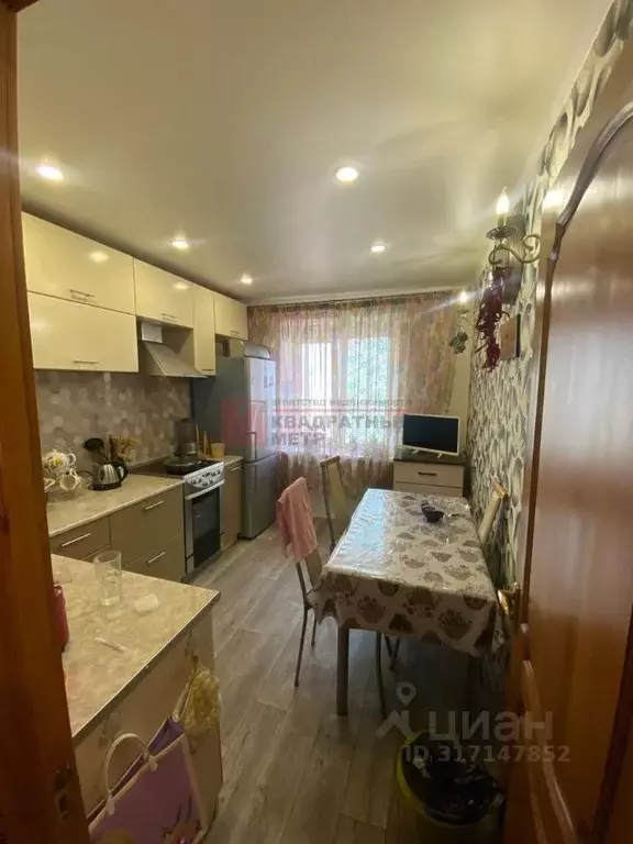 3-к кв. Белгородская область, Старый Оскол Жукова мкр, 25 (61.1 м) - Фото 1