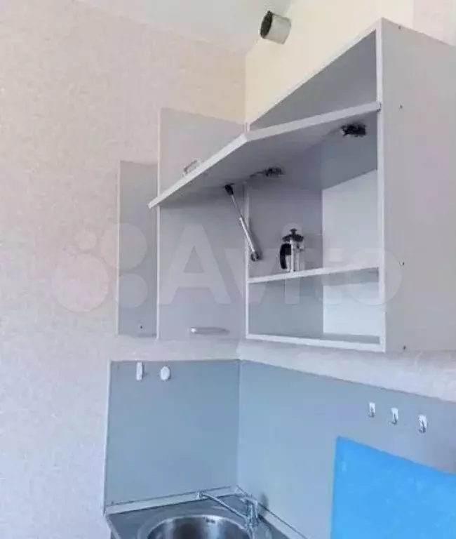 1-к. квартира, 40 м, 3/3 эт. - Фото 1