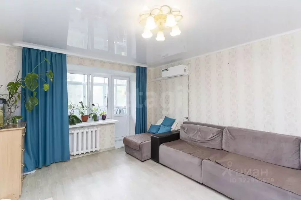 4-к кв. Тюменская область, Тюмень ул. Космонавтов, 1Б (79.5 м) - Фото 1