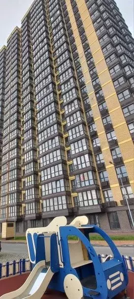 1-к. квартира, 42 м, 7/25 эт. - Фото 0