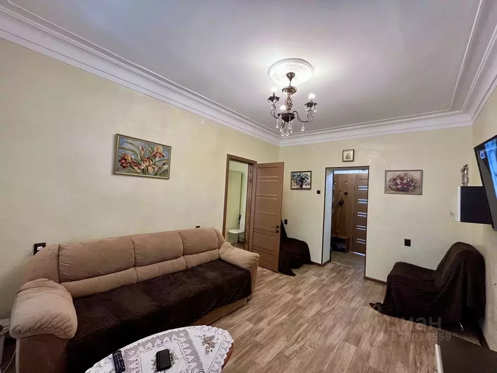 4-к кв. Крым, Симферополь ул. Дзержинского, 9А (81.0 м) - Фото 0