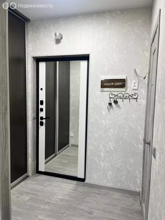 Квартира-студия: Новый Уренгой, проспект Губкина, 28 (30.5 м) - Фото 0